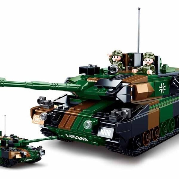 Konstruktorius Sluban „LEOPARD 2A5 pagrindinis tankas 2in1, 766 det.“